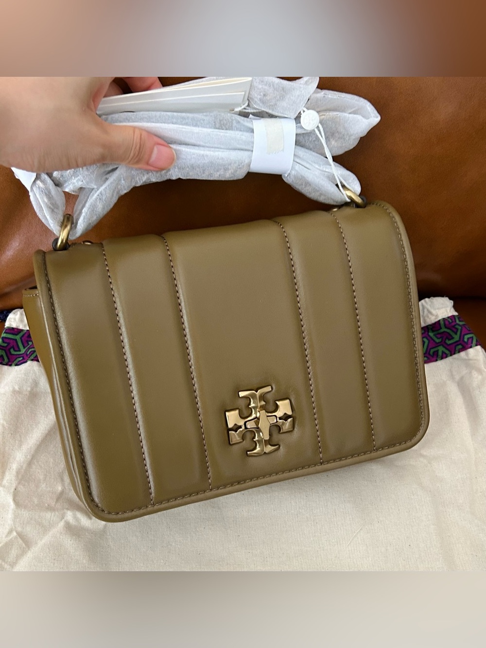 Tory Burch 87244 Kira Chain Shoulder Bag Toasted Sesame
